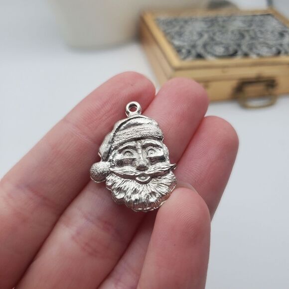Silver‎ Santa Pendant Necklace